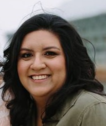 Alejandra Warkentin's profile picture. Links to full bio.