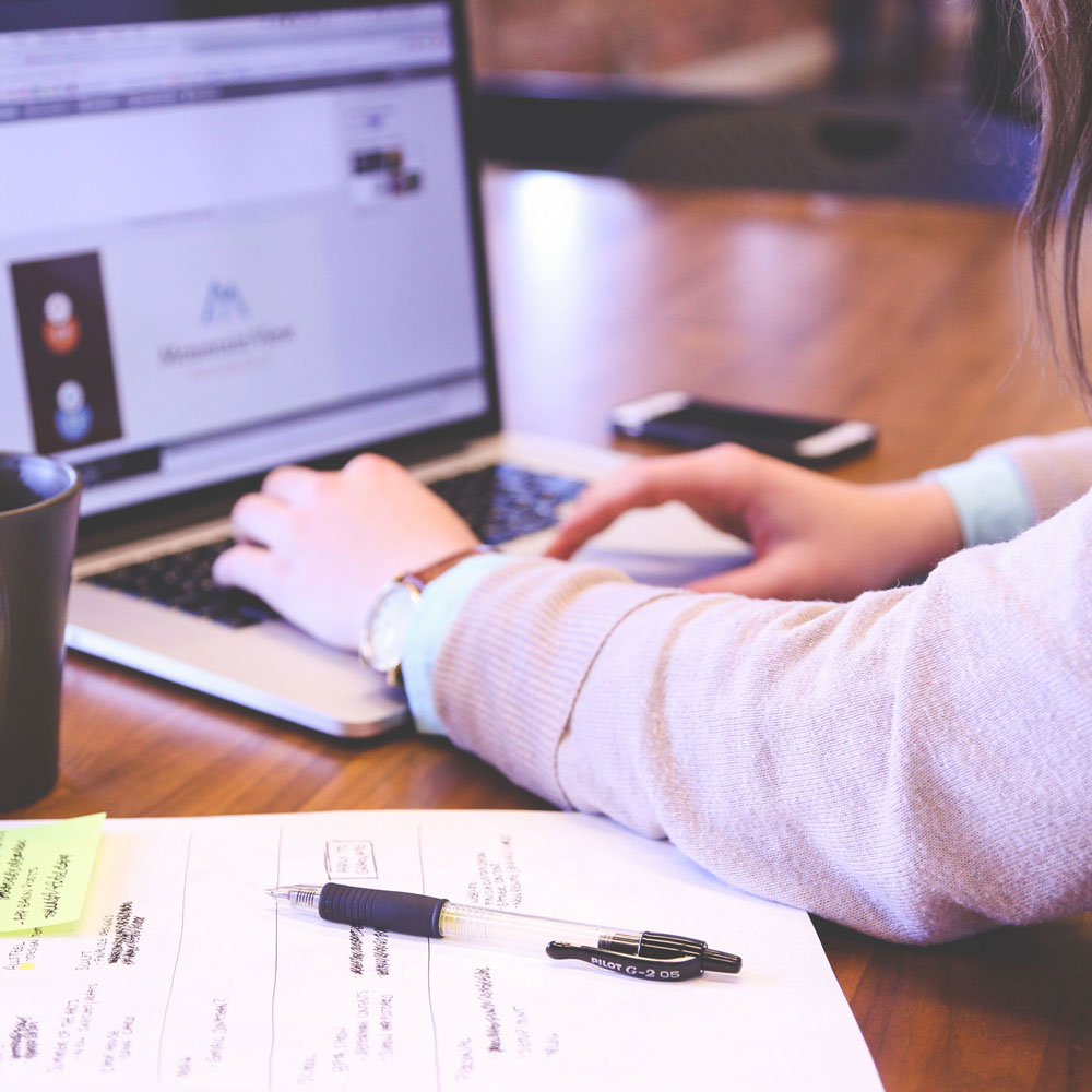 Payroll administrator job
