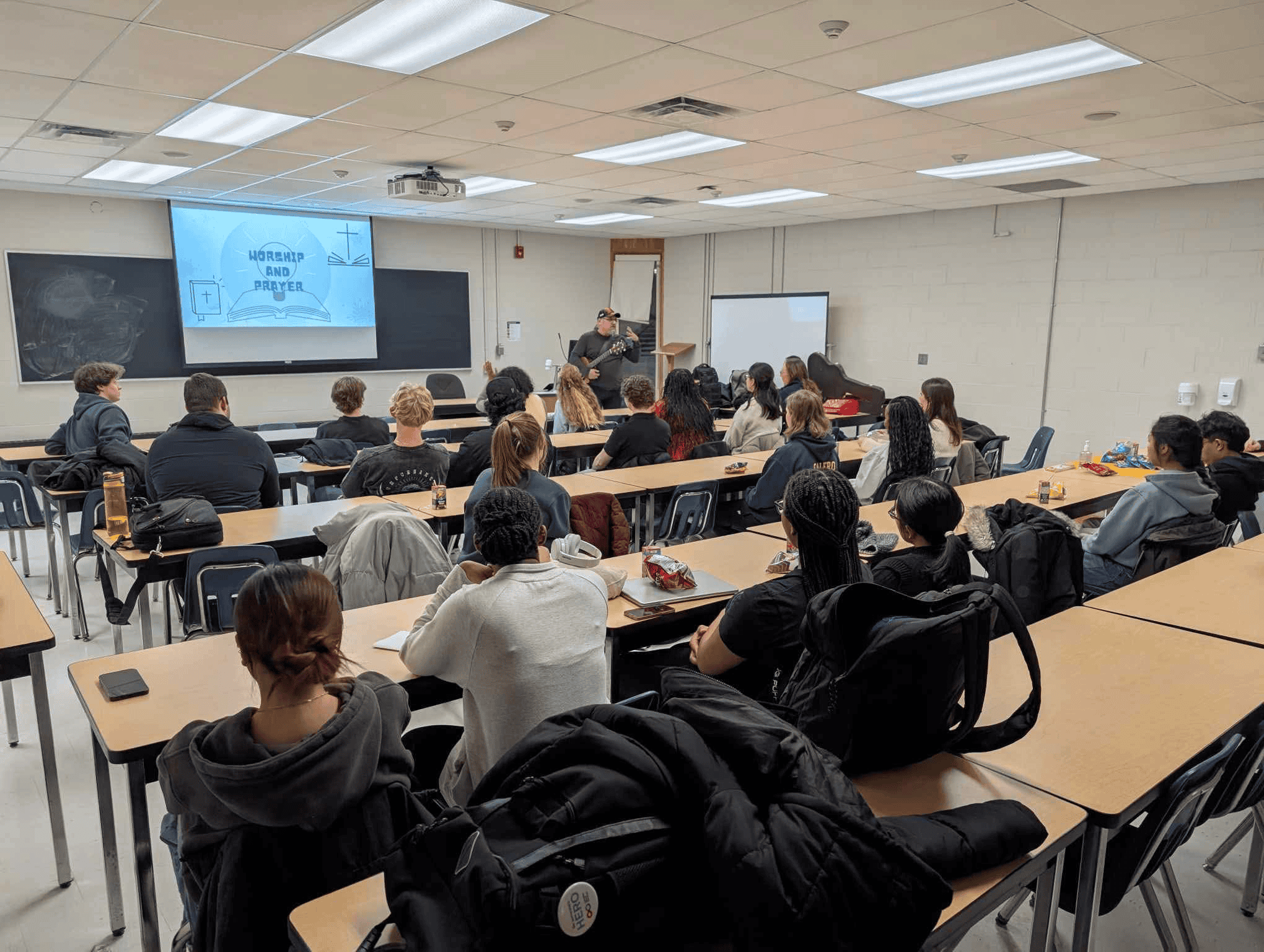 FF6B3A6A_FD18_446B_AC81_0230B3253028